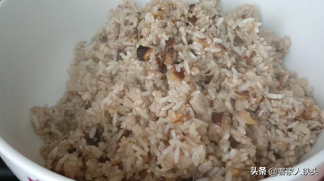 无肉糯米丸子辅食做法,宝宝糯米肉丸的做法