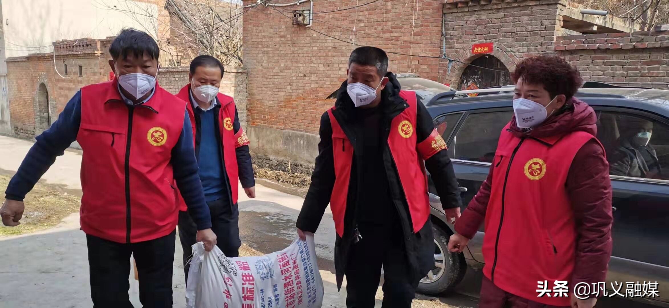 让志愿服务暖起来 (志愿服务温暖送到家门口)