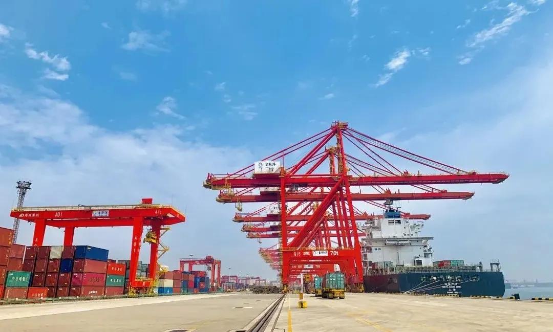 你了解夜班吗？快来看山东港口日照港集发公司运维工程师的夜班日常