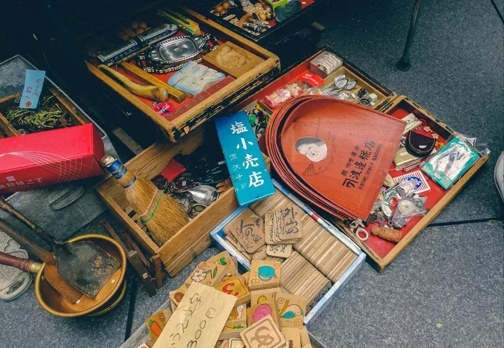 日本跳蚤市场旧货市场,日本的跳蚤市场也太好逛了吧
