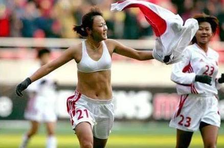 盘点女足脱球衣庆祝名场面,盘点女足脱球衣庆祝的十大场面