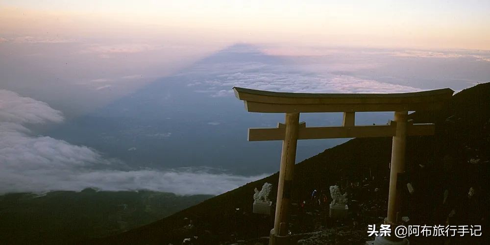 逛古寺逛神社感受日本京都的韵味,日本冷门的神社