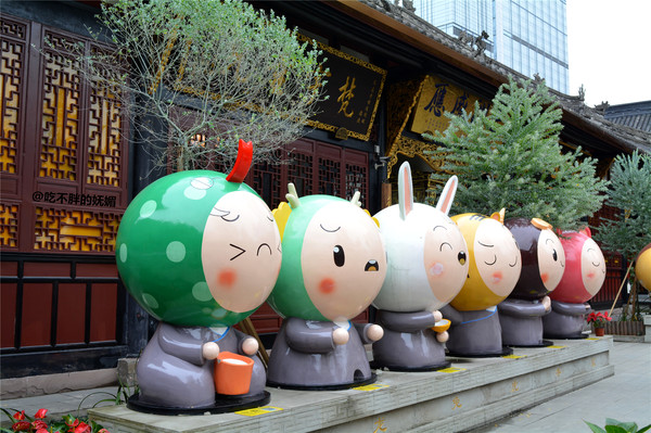 吃货夫妻结婚2周年，去成都逛吃逛吃，3天花了5600元~