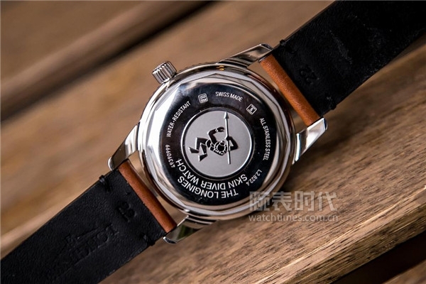 你愿意花两千买鞋吗,浪琴潜水表是哪一款