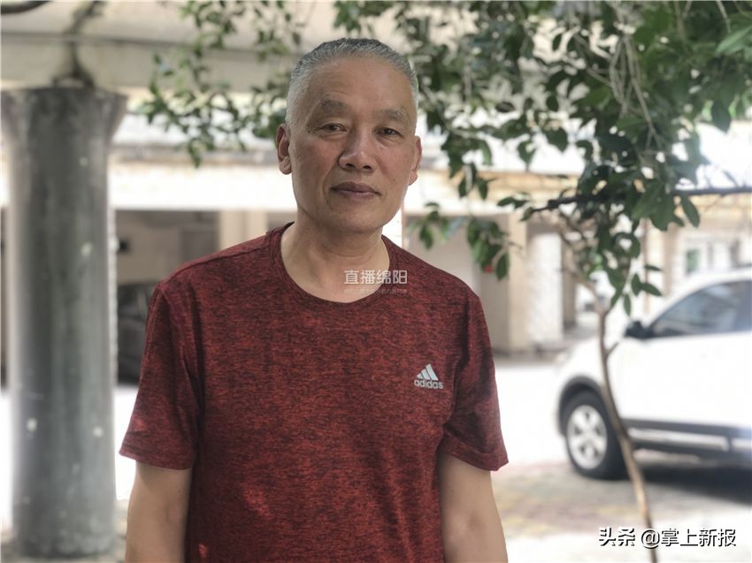 桂园雅居蓄水池回访：加盖加锁常清洗居民用水安心了