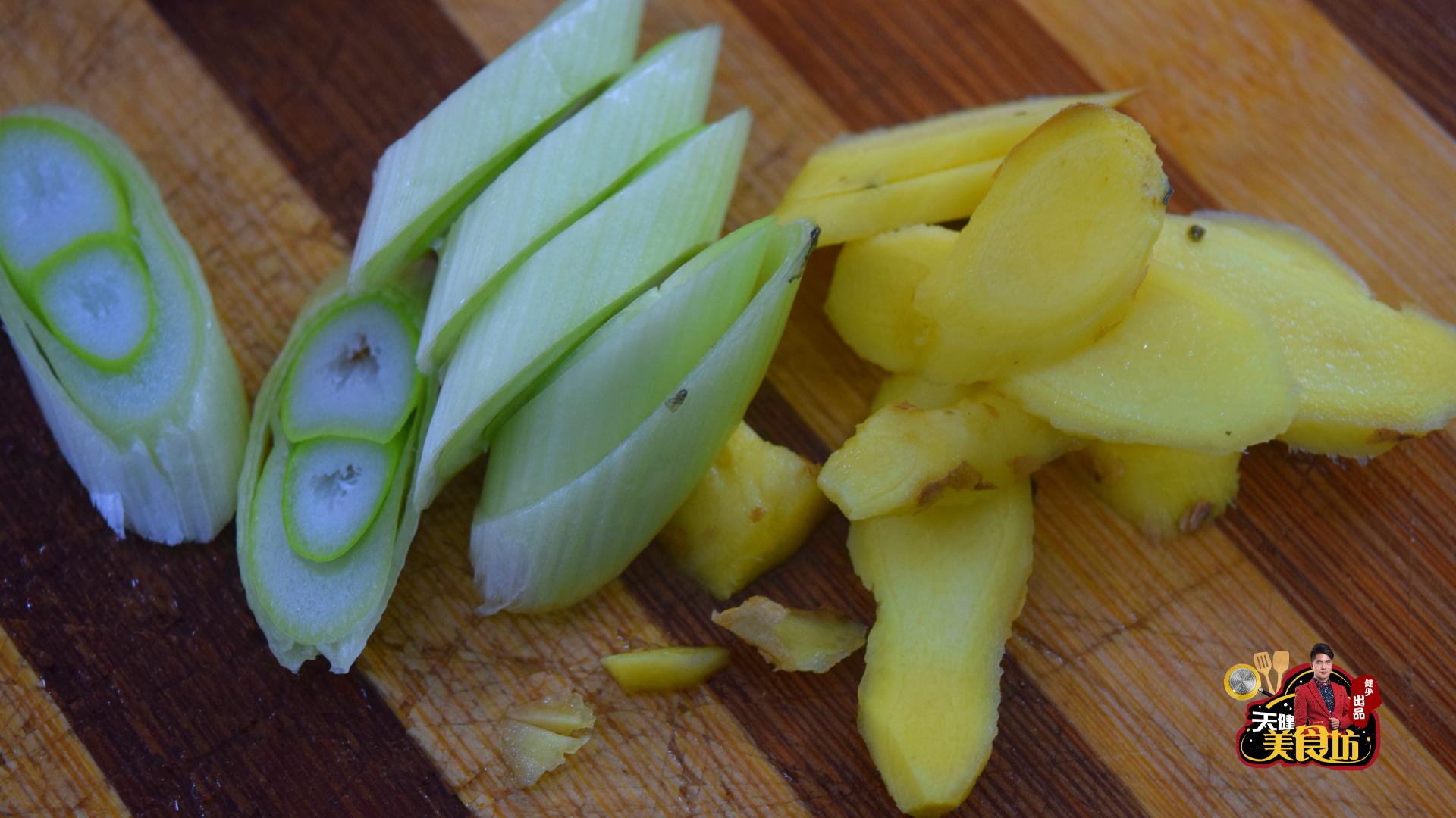 鲫鱼木瓜汤的正确做法,木瓜鲫鱼汤的正确做法