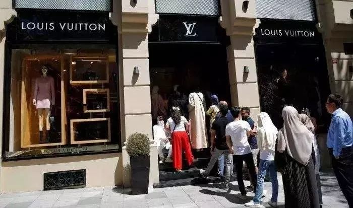 美国式“薅羊毛”,花式财富收割