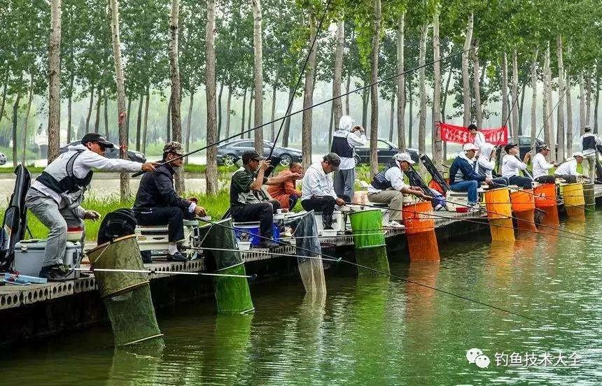 不要再被商家钓轮胎的视频忽悠了,这里教你如何选一支好鱼竿