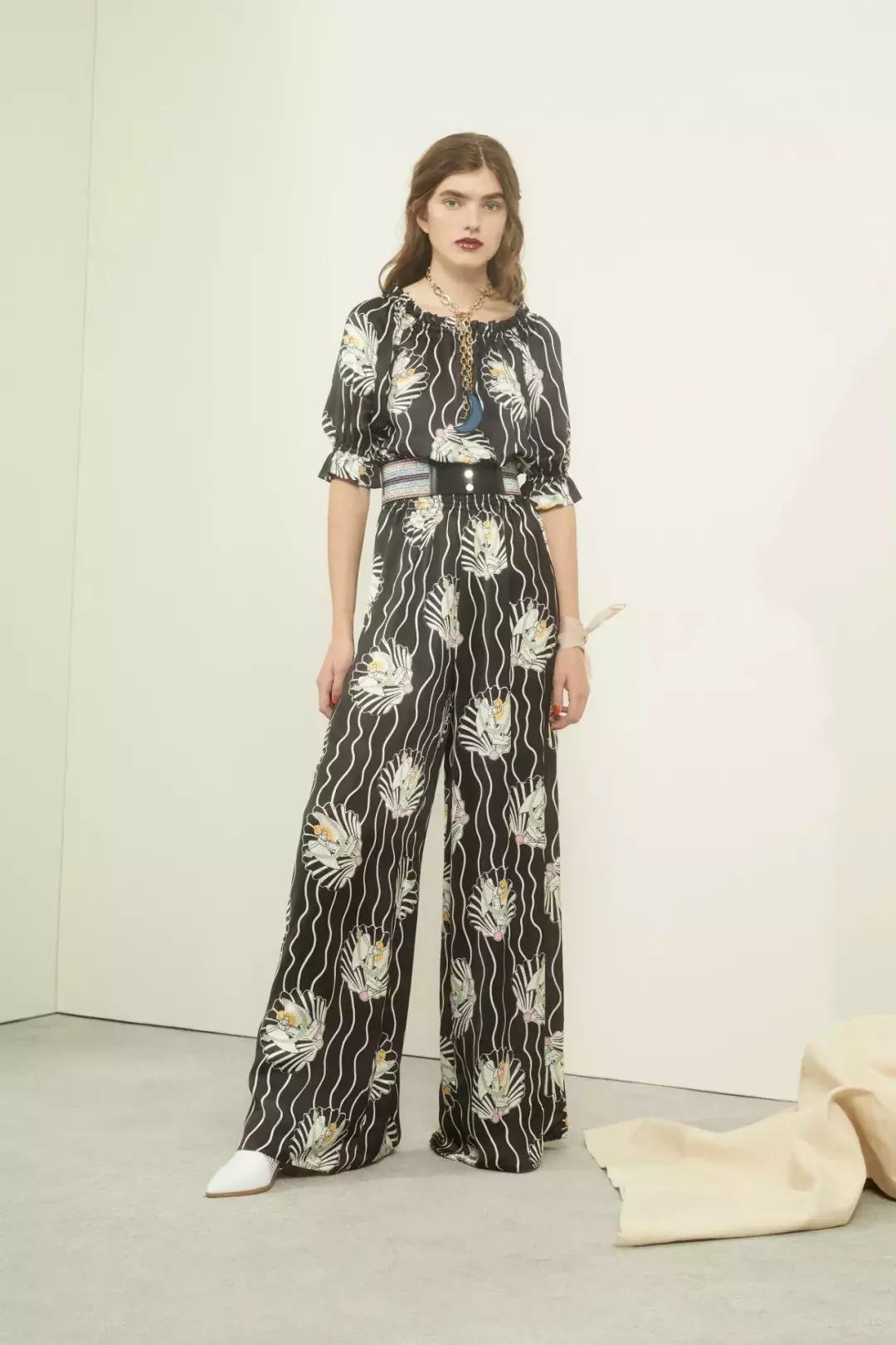 不穿增高鞋垫也能增高的方法,穿增高3.5厘米的增高鞋垫