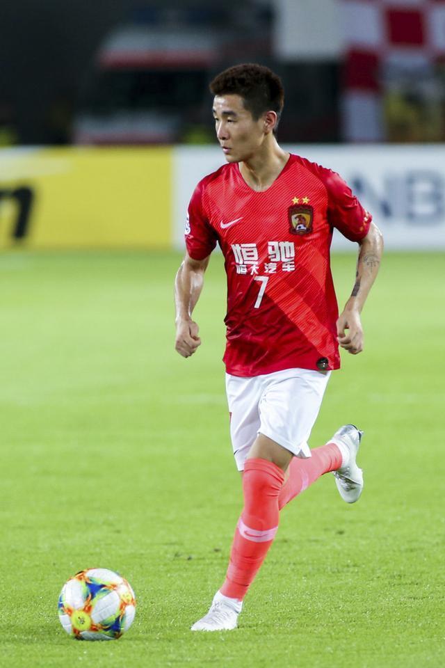 恒大汽车闪耀亚冠,恒大新能源汽车恒驰惊艳亮相