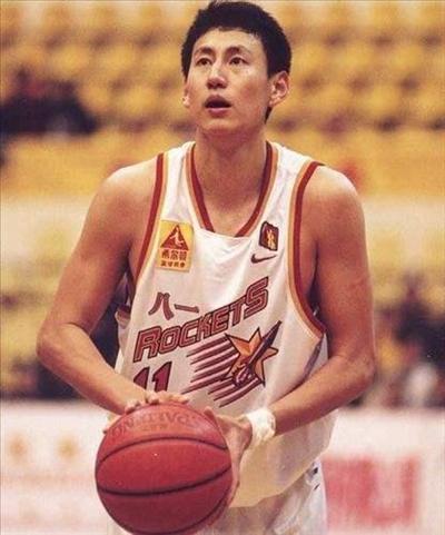 cba黄金一代分别是什么时候退役,cba十年黄金一代介绍