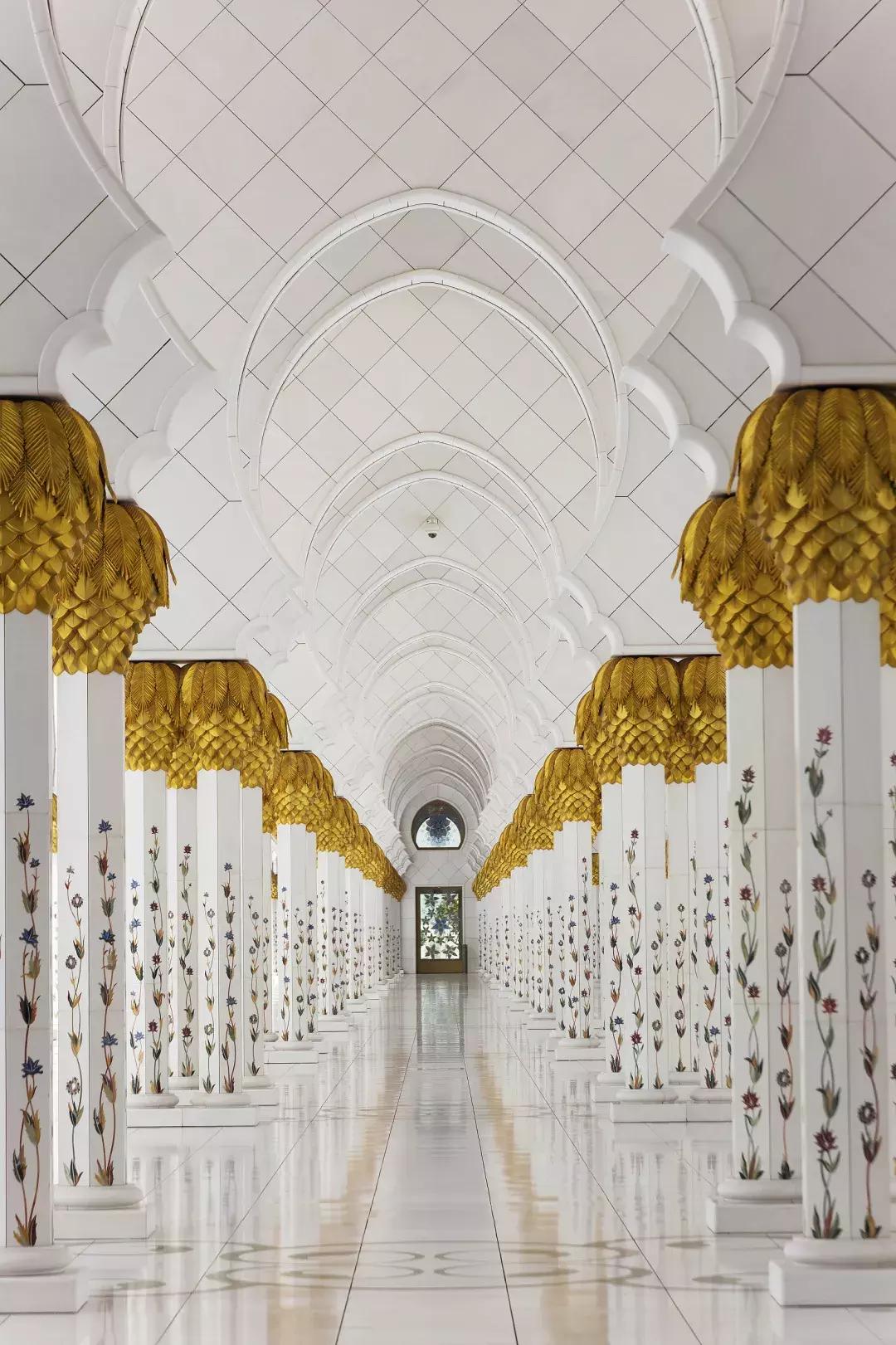 迪拜有钱女人的生活,迪拜土豪为什么有钱