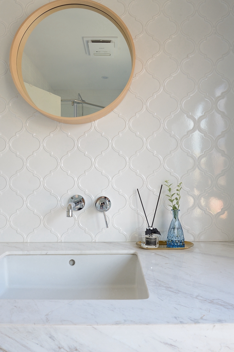 小城的生活简简单单普普通通,很向往学生时代的生活