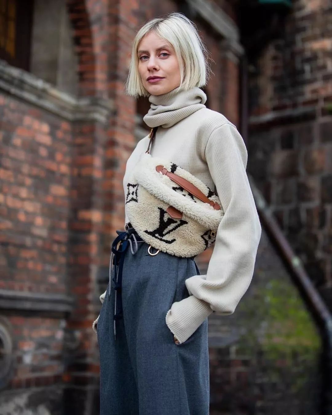 毛衣裤子显瘦款,直筒裤和阔腿裤哪个显高显瘦