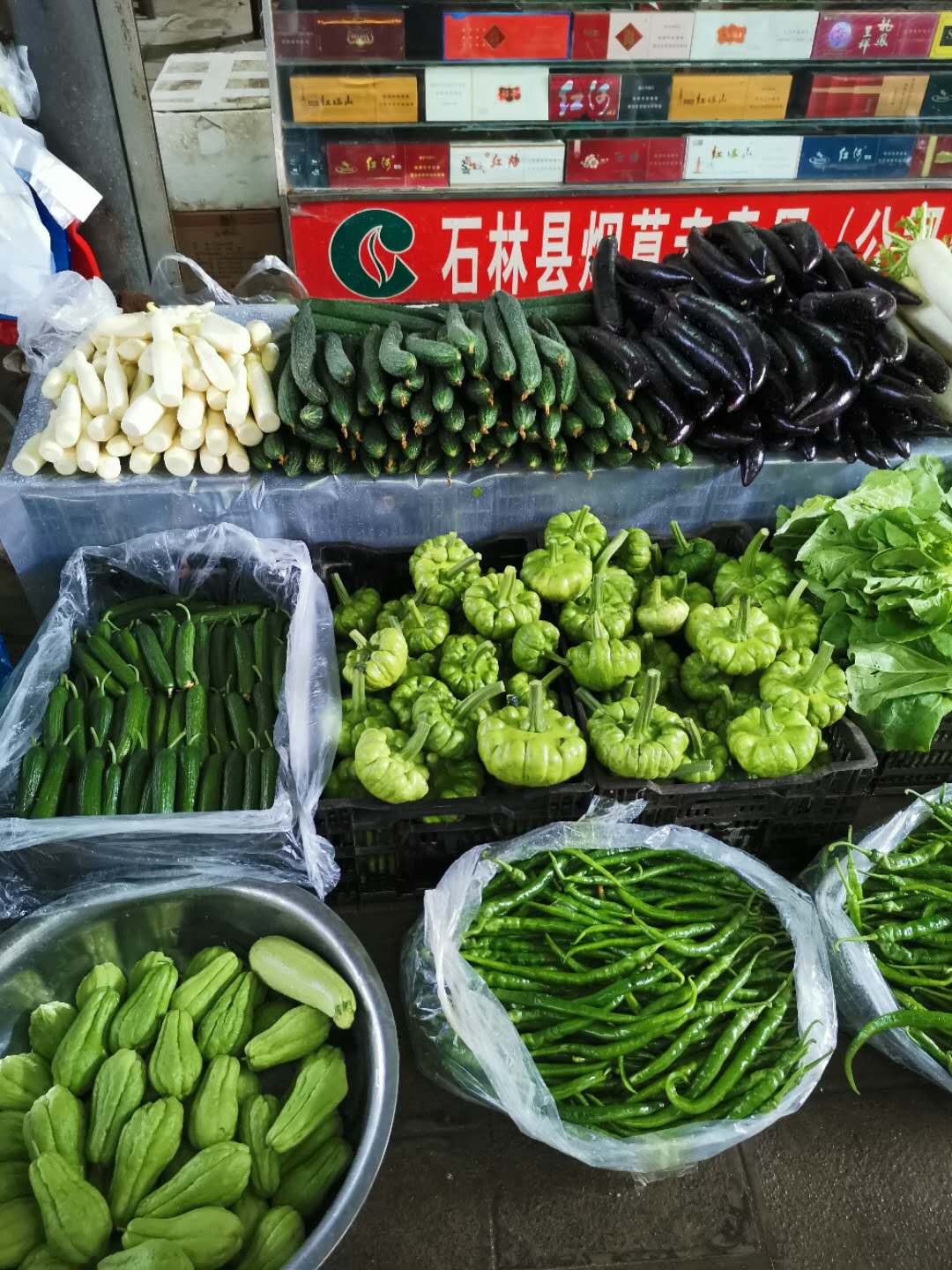 很多人想不明白，石林只是个小城镇，为什么还有人想去买房养老？