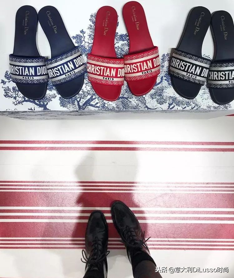 dior快闪店服装,dior女装快闪店