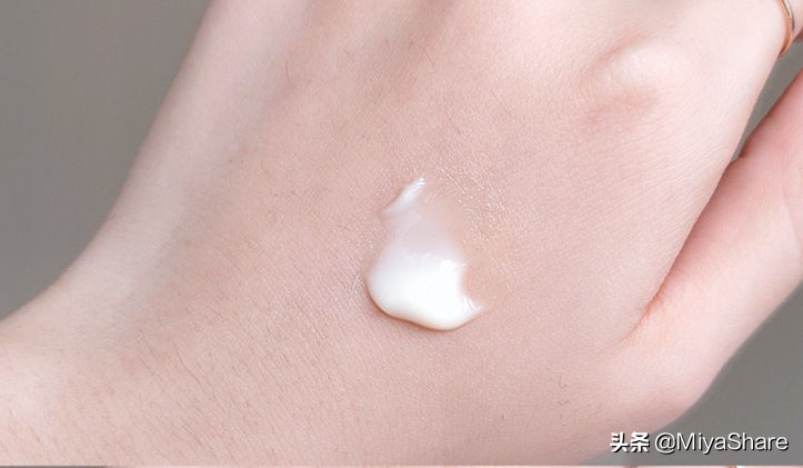 资生堂悦薇面霜清爽和滋润区别,资生堂鲜润赋活面霜改款