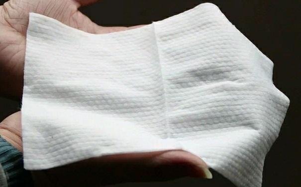 女生小便完能否用纸巾擦?3个需要注意的地方,不妨来了解