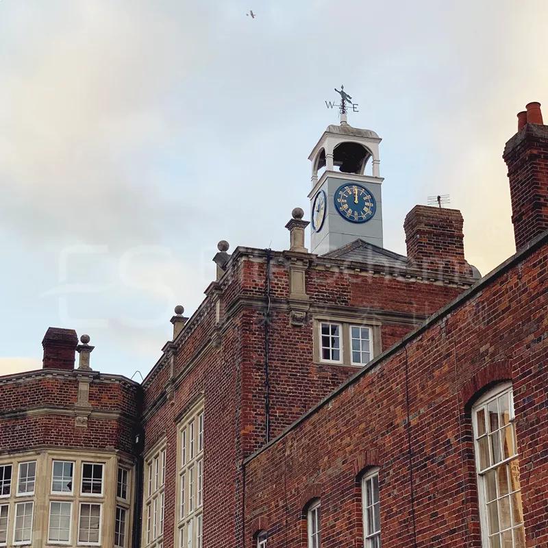 *疆新**少年入学英国最闪耀的钻石型学校NewHallSchool