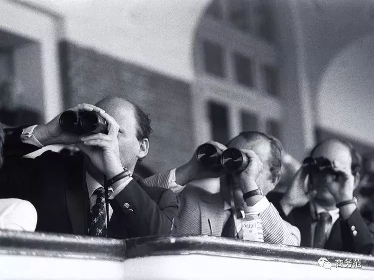 全世界最有钱的25个家族,世界上最富有家族每天赚400万