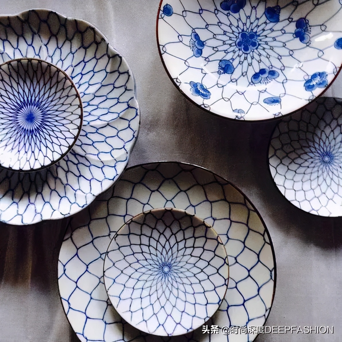 中国传统纹样“之”青花纹样