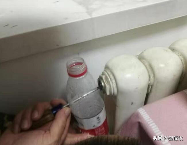 家里暖气客厅热卧室不热怎么回事,家里暖气不热教你一招暖气秒热