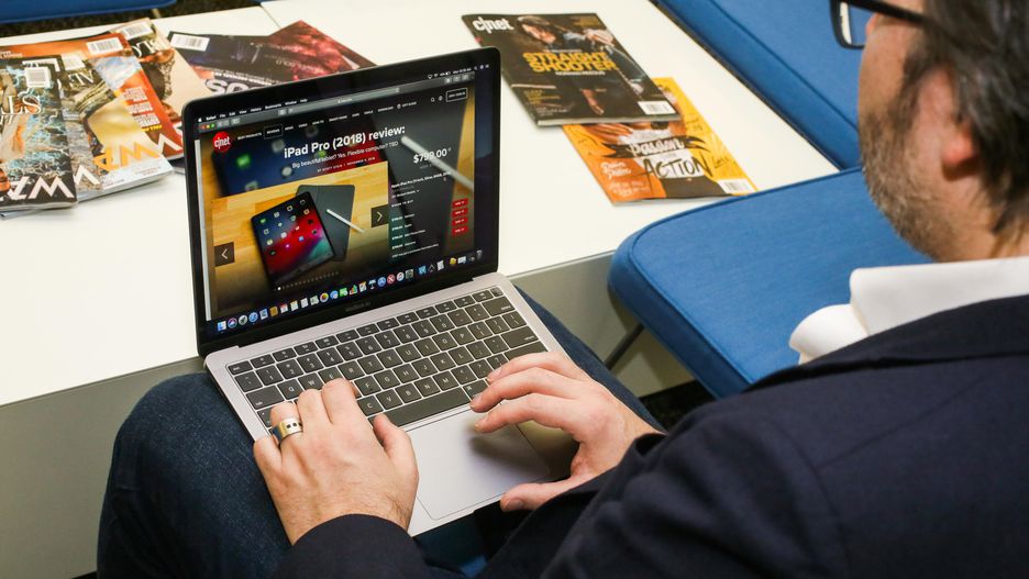 2017苹果macbookair评测,macbookair256g够用吗