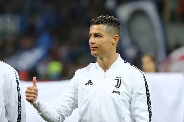 真球王迪马利亚,真球王李惠堂