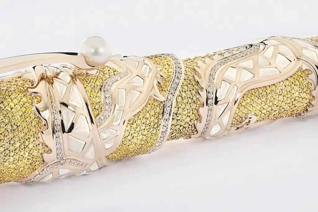 价值200万，以康熙、长城、泰姬陵作为创作灵感的笔长什么样？