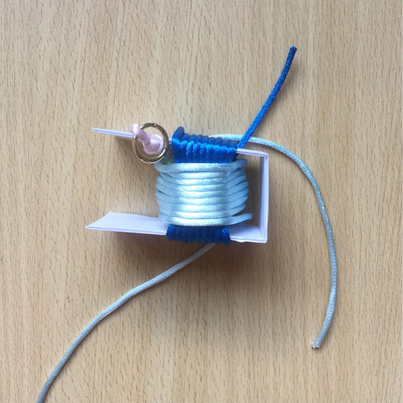 足球挂件钥匙扣diy,钥匙挂件小球的编法