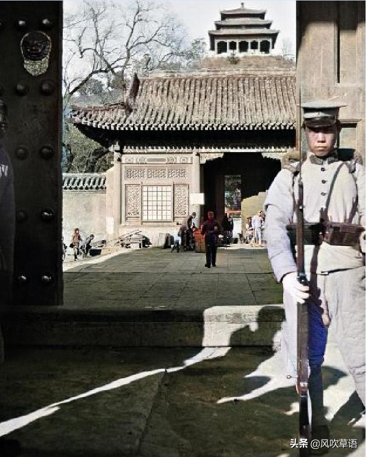 100多年前老北京人们日常生活情景,100多年前的北京
