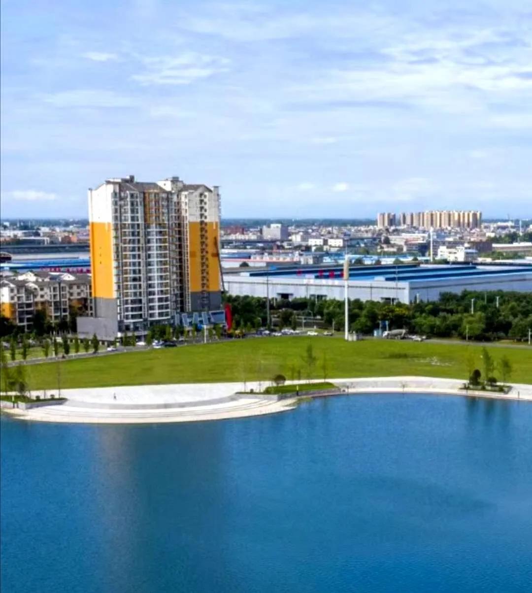 「往事」26年前,崇州是如何成功上“市”的?