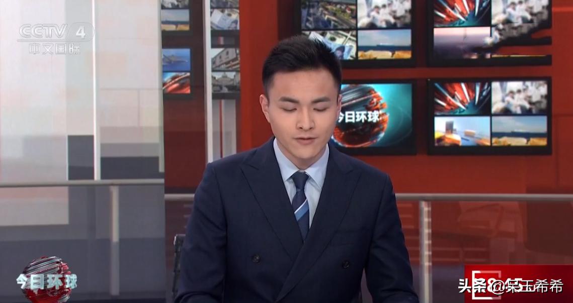 播新闻提词器故障,主持人提词器故障完整小品