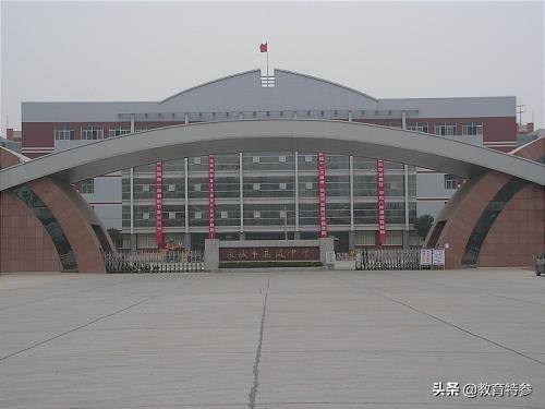 商丘前十名好的中学,商丘四所高中排名