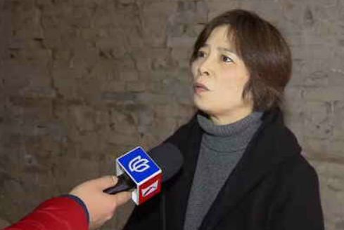 申晨间|上海阿姨懵了！房子还没过户，装修队就进场了？更崩溃的是，房屋结构被改变，物业可能没法过户