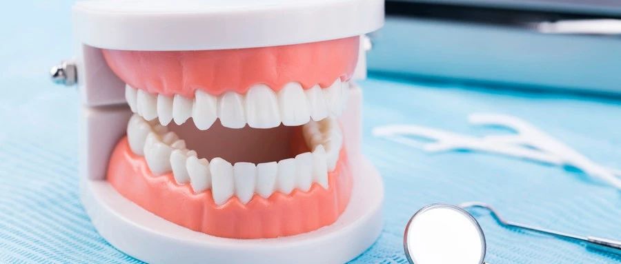 牙齿矫正戴牙套大揭秘,成年人牙齿矫正怎么避免牙套脸