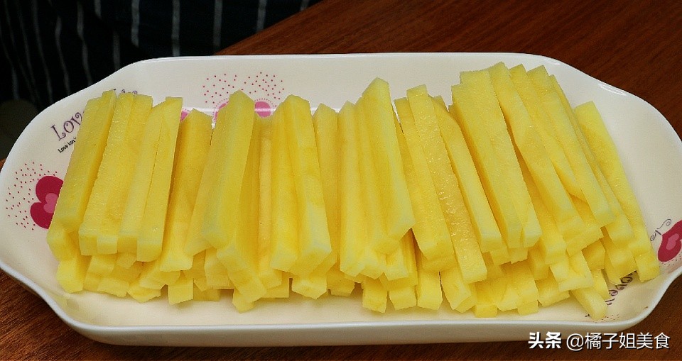 薯条自己在家怎么做好吃,薯条在家怎么做又简单