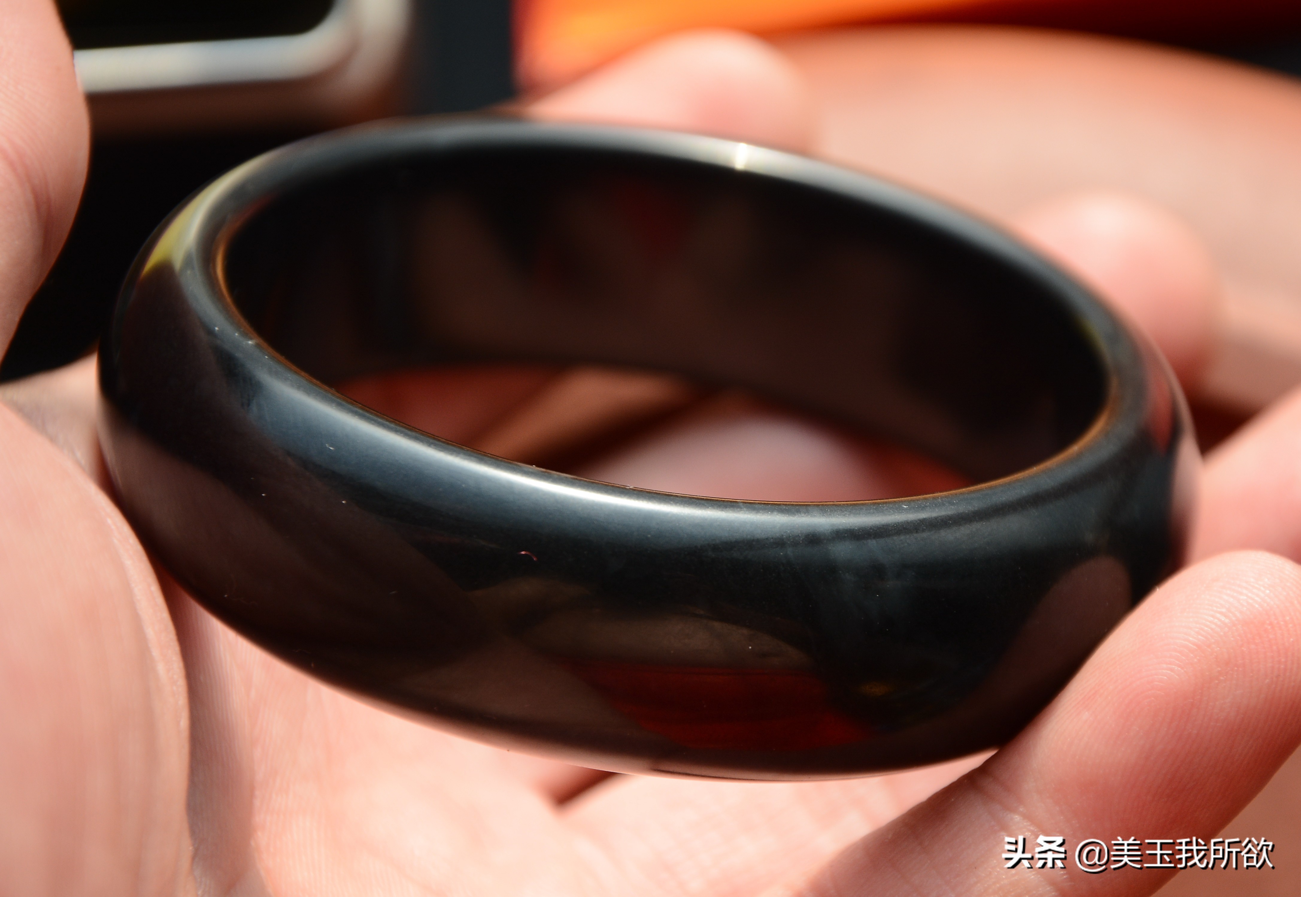 和田玉碧玉多色的手镯图片,和田玉手镯青玉图片