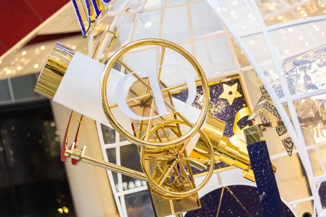 浪漫100%！迪奥「星光梦工坊」来袭，星动世茂广场