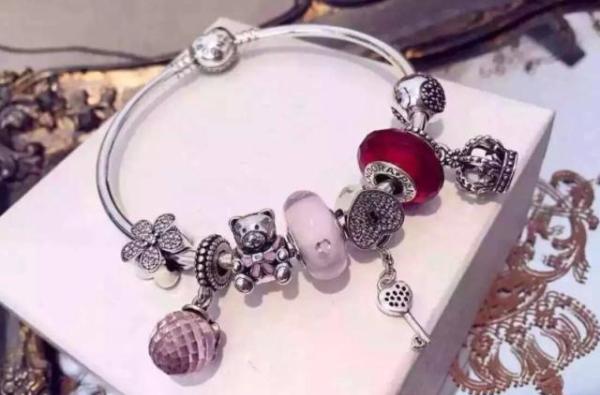 去泰国旅游可以买些什么东西,去泰国旅游一般都买什么