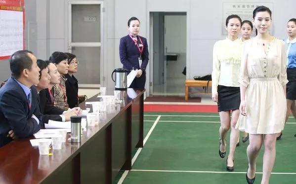 空姐体检是男人检查吗,空姐每年都要体检吗