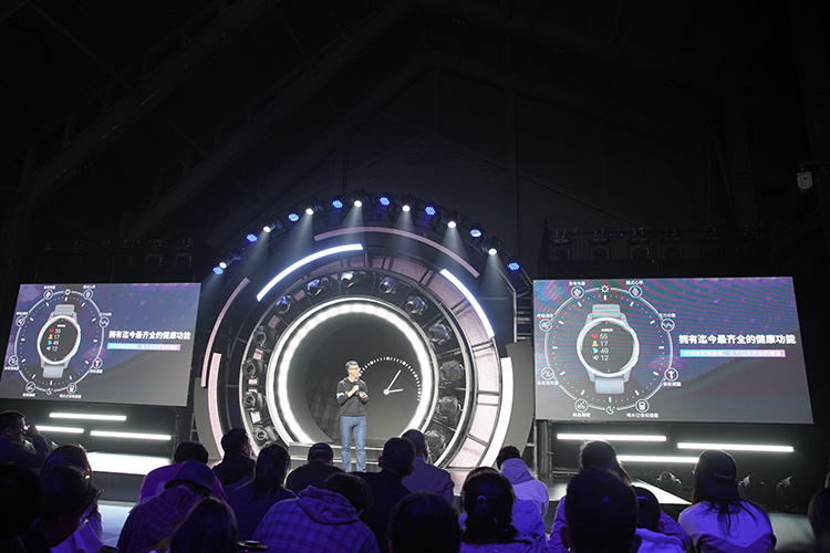 佳明GARMIN发布fenix6等系列新品迪丽热巴到场助阵