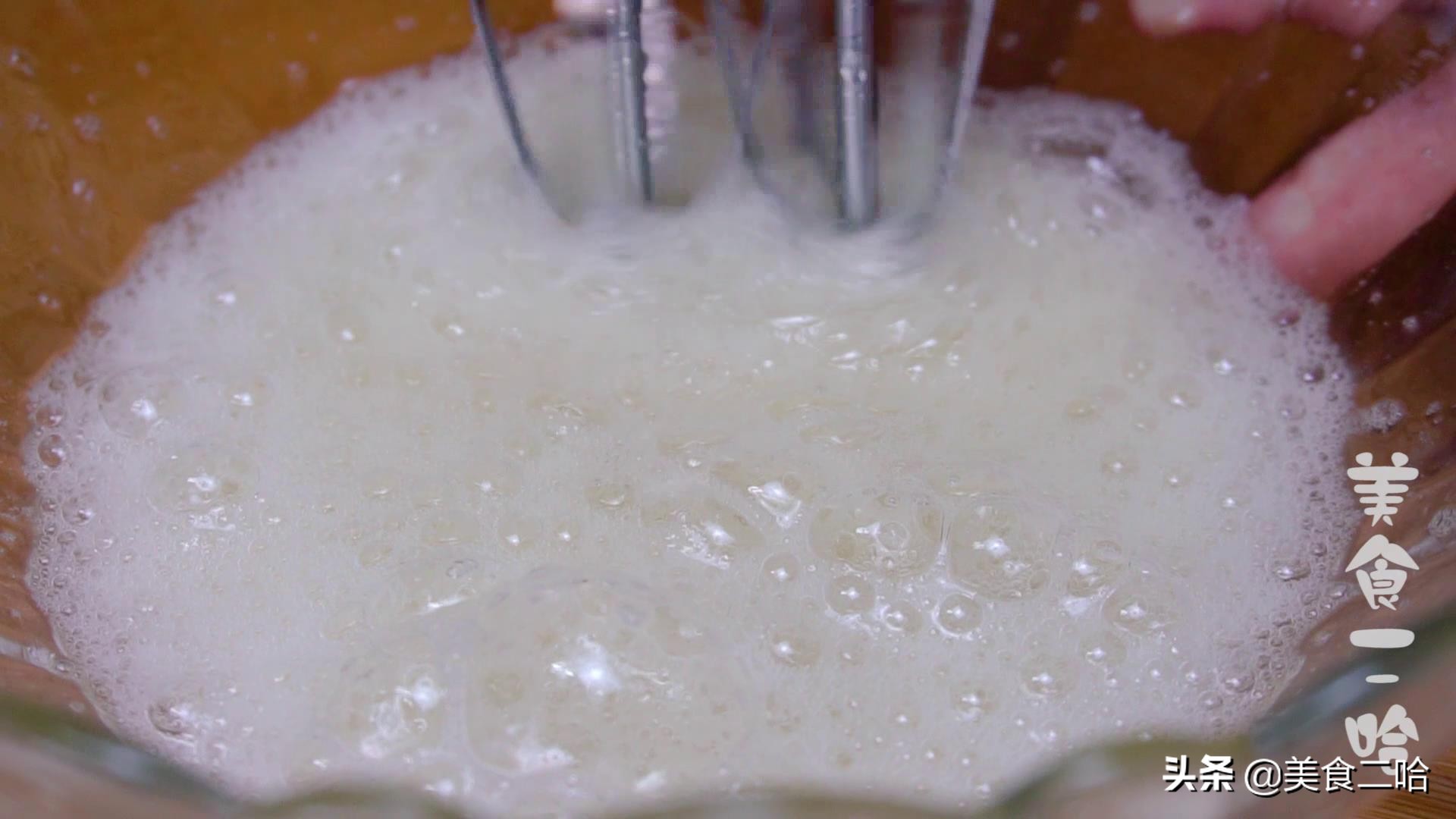 电饭煲蛋糕如何做蓬松不塌,电饭煲蛋糕胚不塌陷不回缩的做法