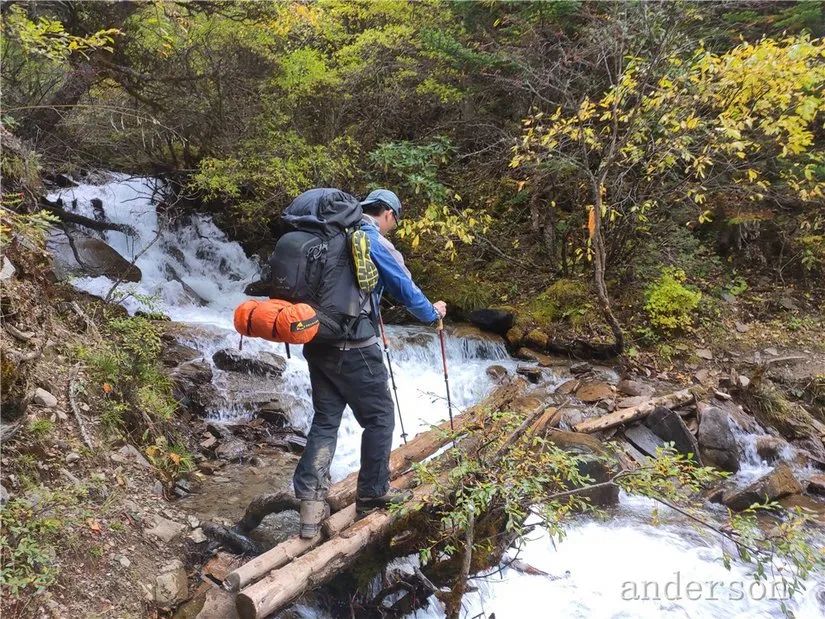 陪着贡嘎过仲秋，深夜听到女生的尖叫（上）