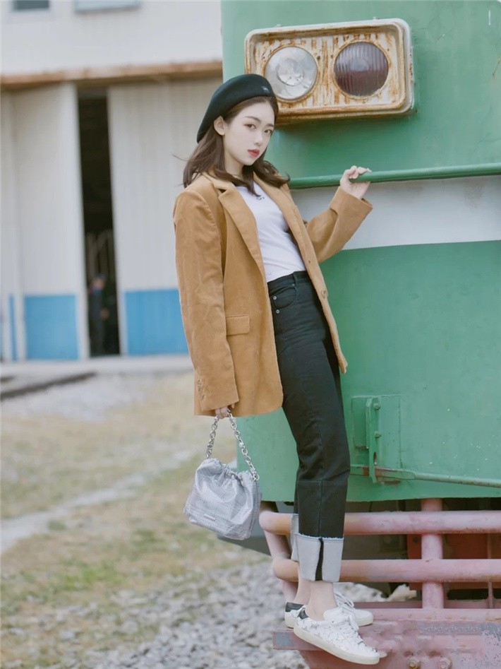 腿粗的姐妹怎么穿才显得腿细,腿粗腿型不好的女生怎样搭配显瘦