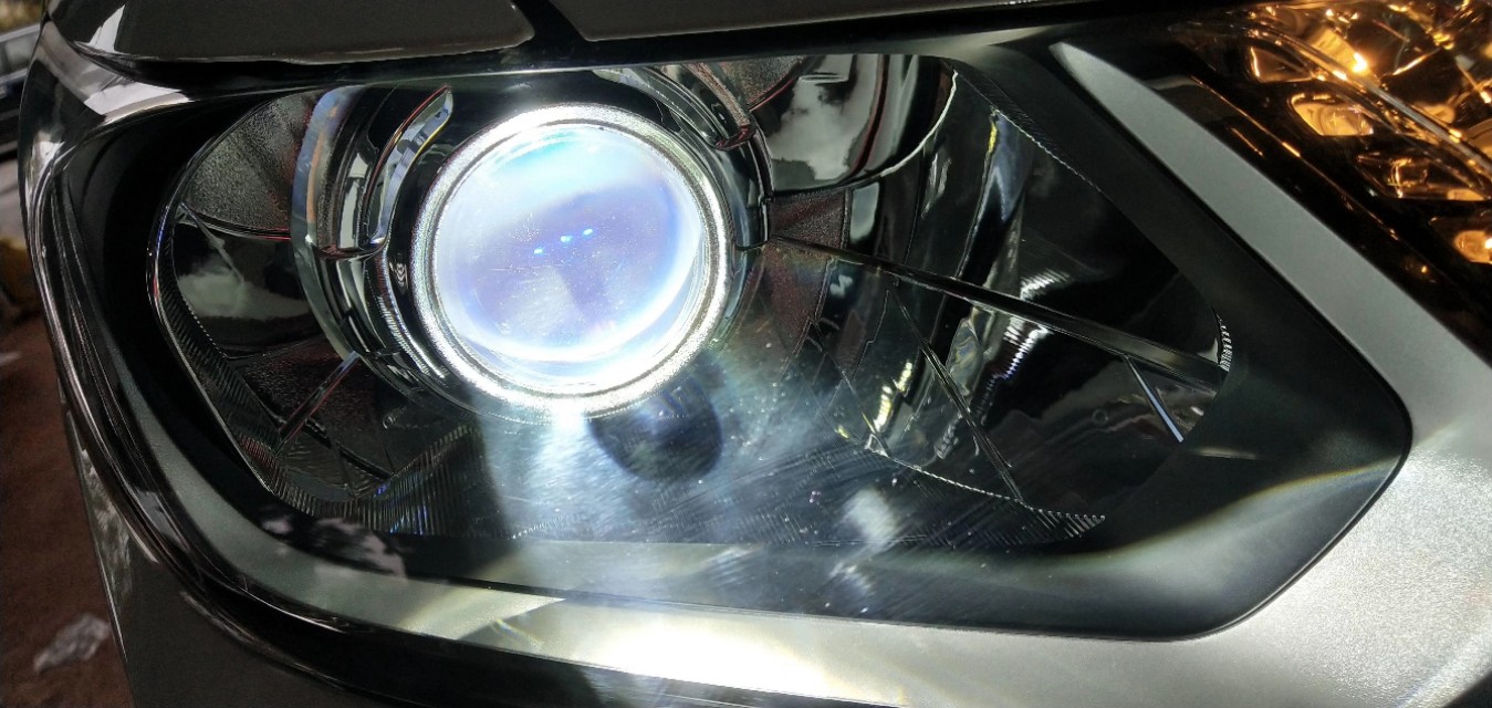 本田飞度升级车灯多少钱,本田飞度升级海拉五双光透镜