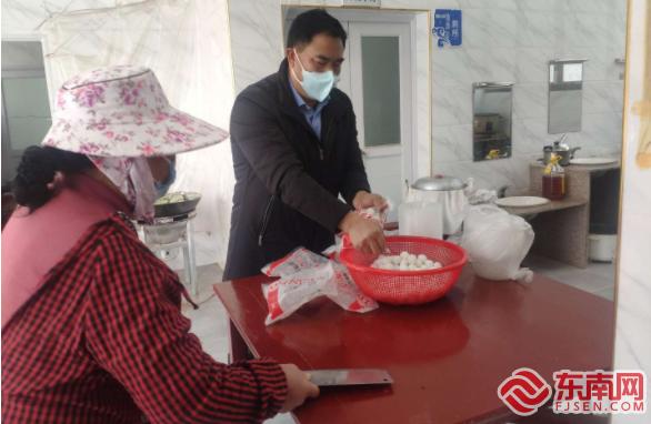 探访莆田城厢区集中隔离医学观察点:隔离不隔爱