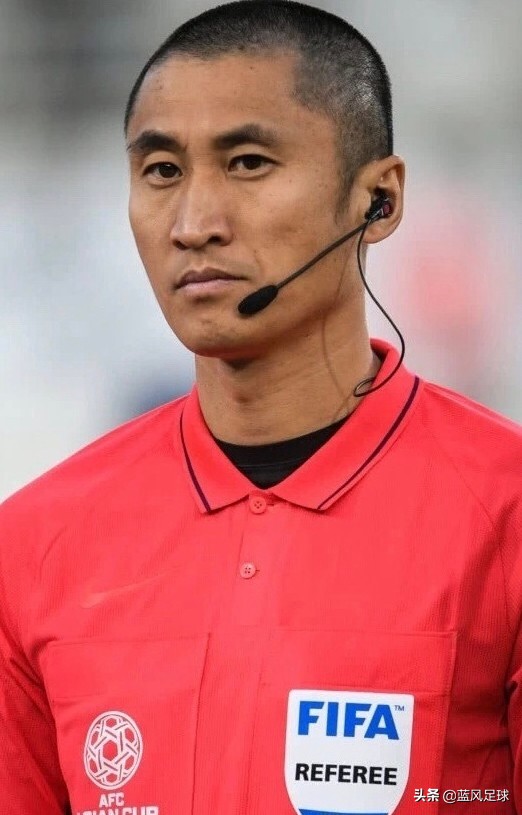 亚洲杯1-4决赛裁判,亚洲杯裁判服