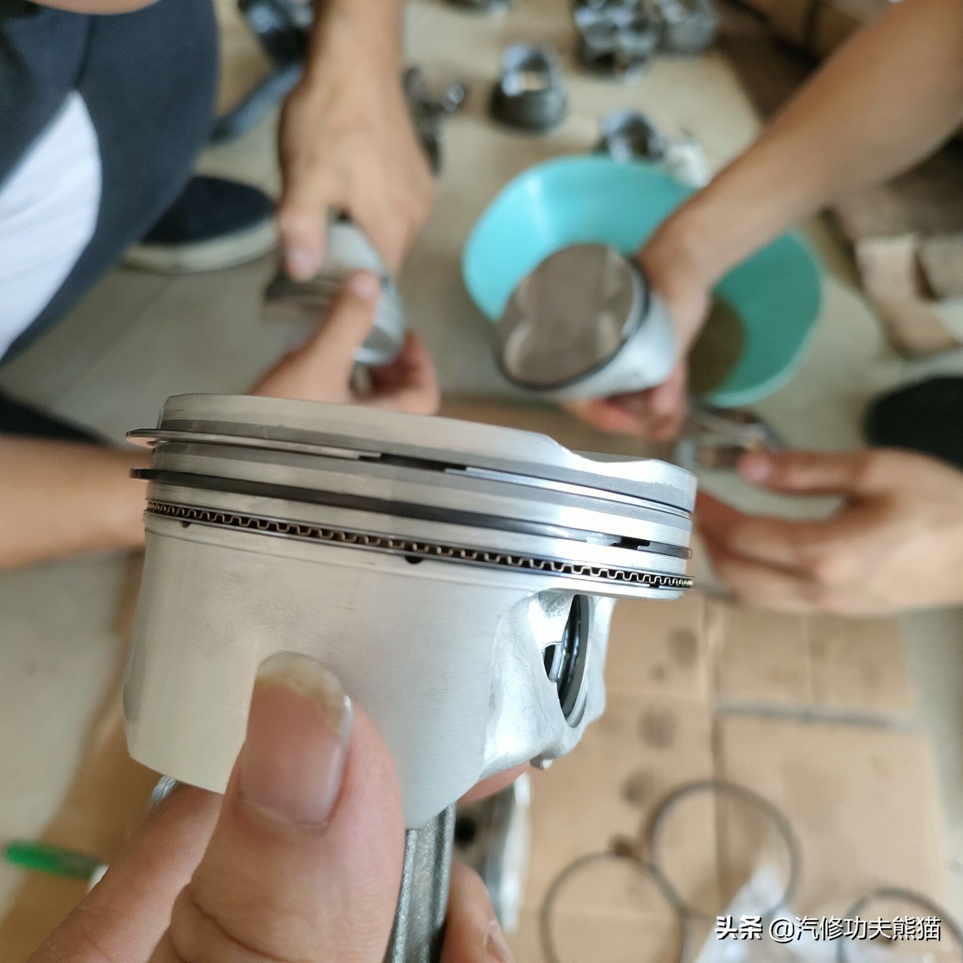 e90宝马325i容易烧机油,宝马e90325i烧机油能修好吗