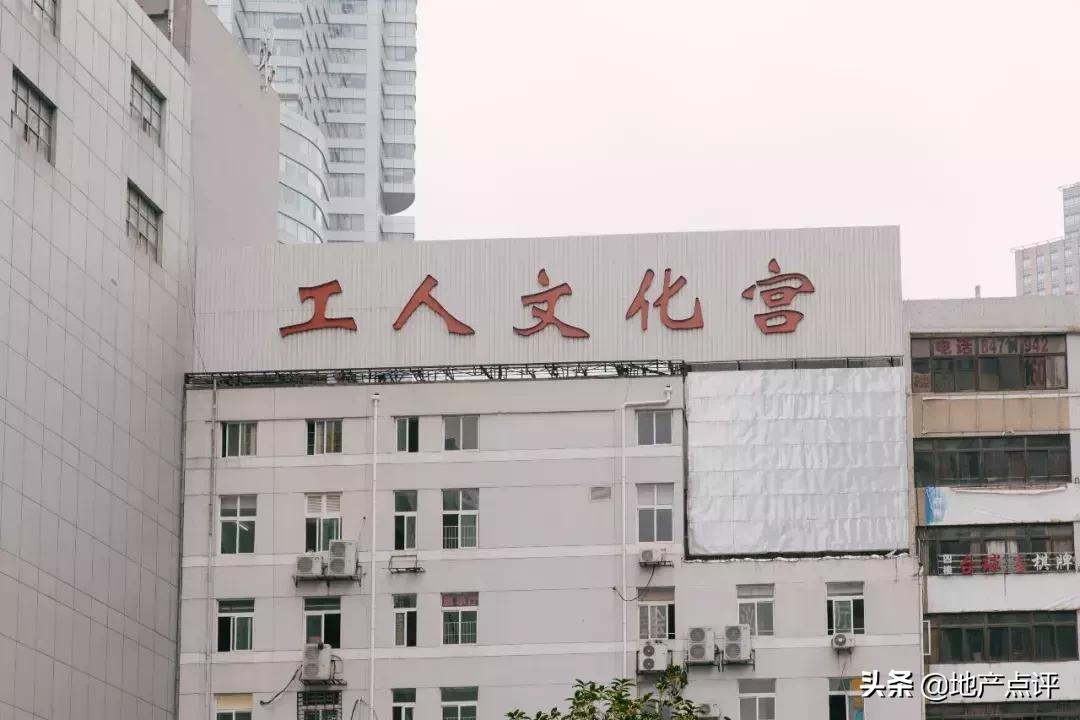 南京新街口震撼现场,新街口震撼
